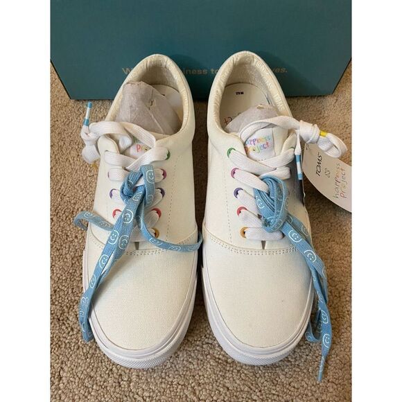 *NWT* TOMS x Happiness Project Men’s White Rainbow Sneakers - Picture 5 of 12